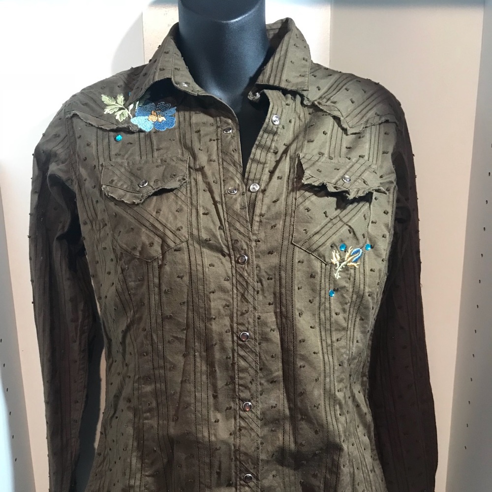 Ariat Size Small